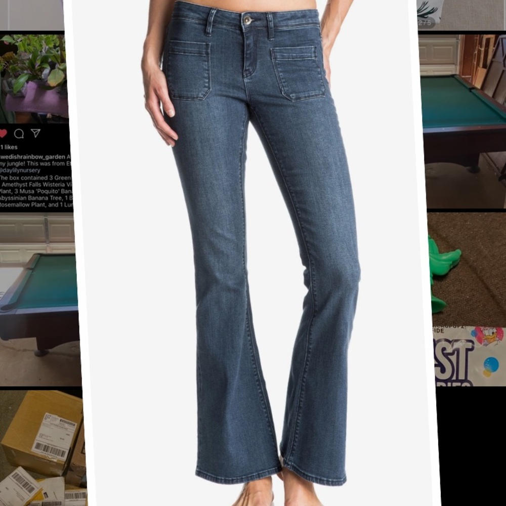 Roxy Farrah Classic Flared Jeans